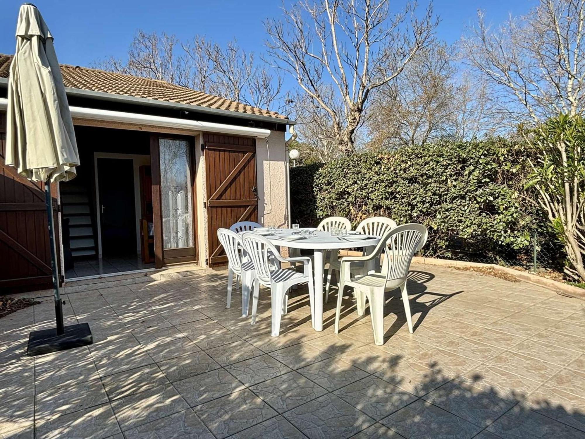 Maison 2 Pieces Avec Mezzanine, Piscine Et Parking Prives, 6 Couchages A 700M De La Plage - Argeles-Sur-Mer - Fr-1-225-74 Luaran gambar
