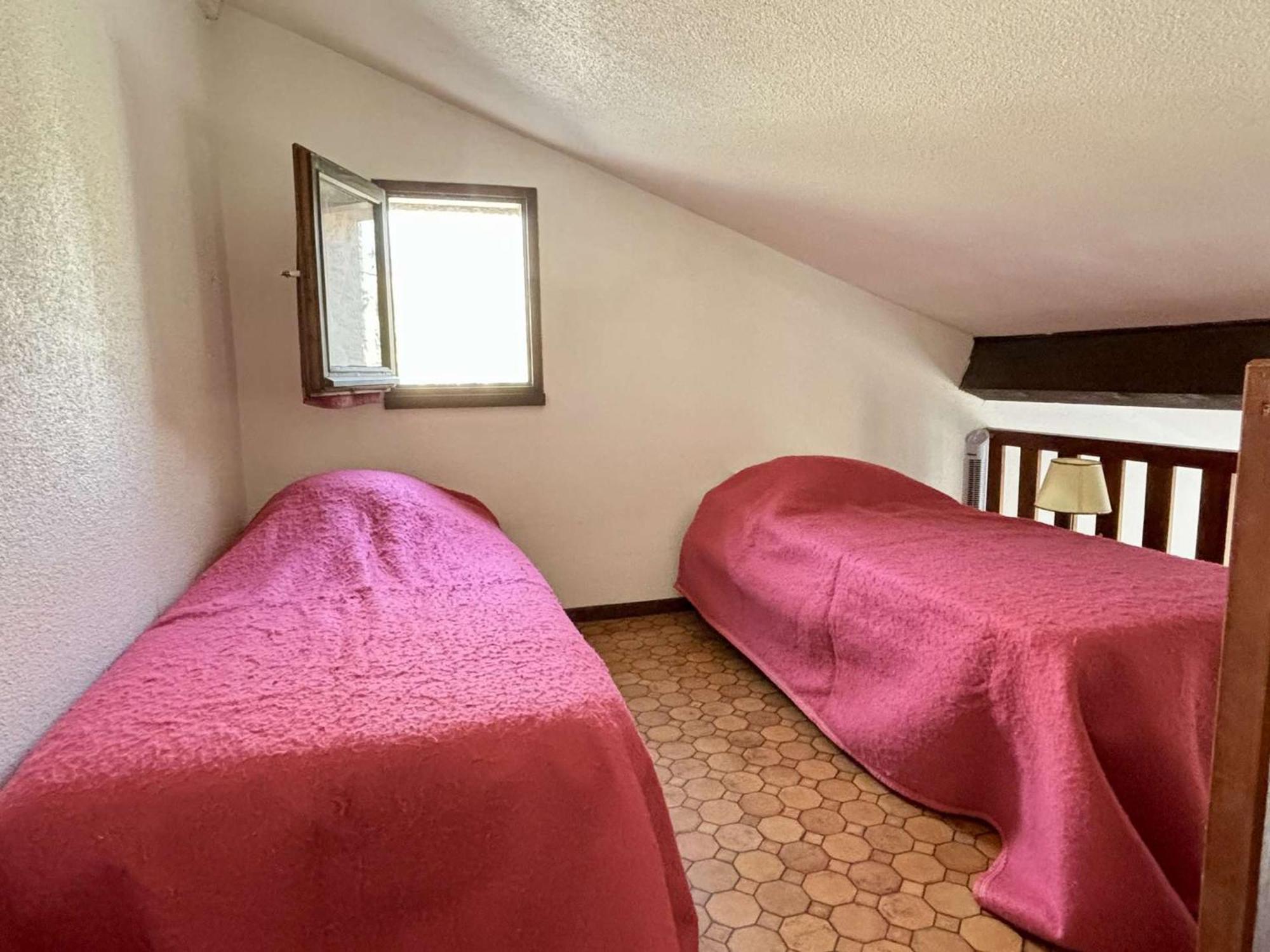 Maison 2 Pieces Avec Mezzanine, Piscine Et Parking Prives, 6 Couchages A 700M De La Plage - Argeles-Sur-Mer - Fr-1-225-74 Luaran gambar